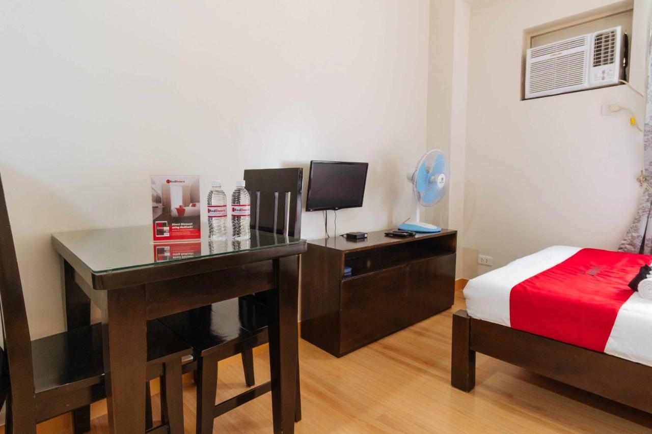 Reddoorz Premium @ Smdc Fairview Apartment เกซอนซิตี้ ภายนอก รูปภาพ